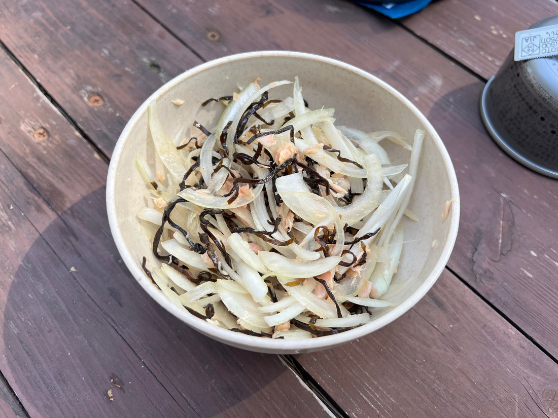 玉ねぎとツナの塩昆布和え